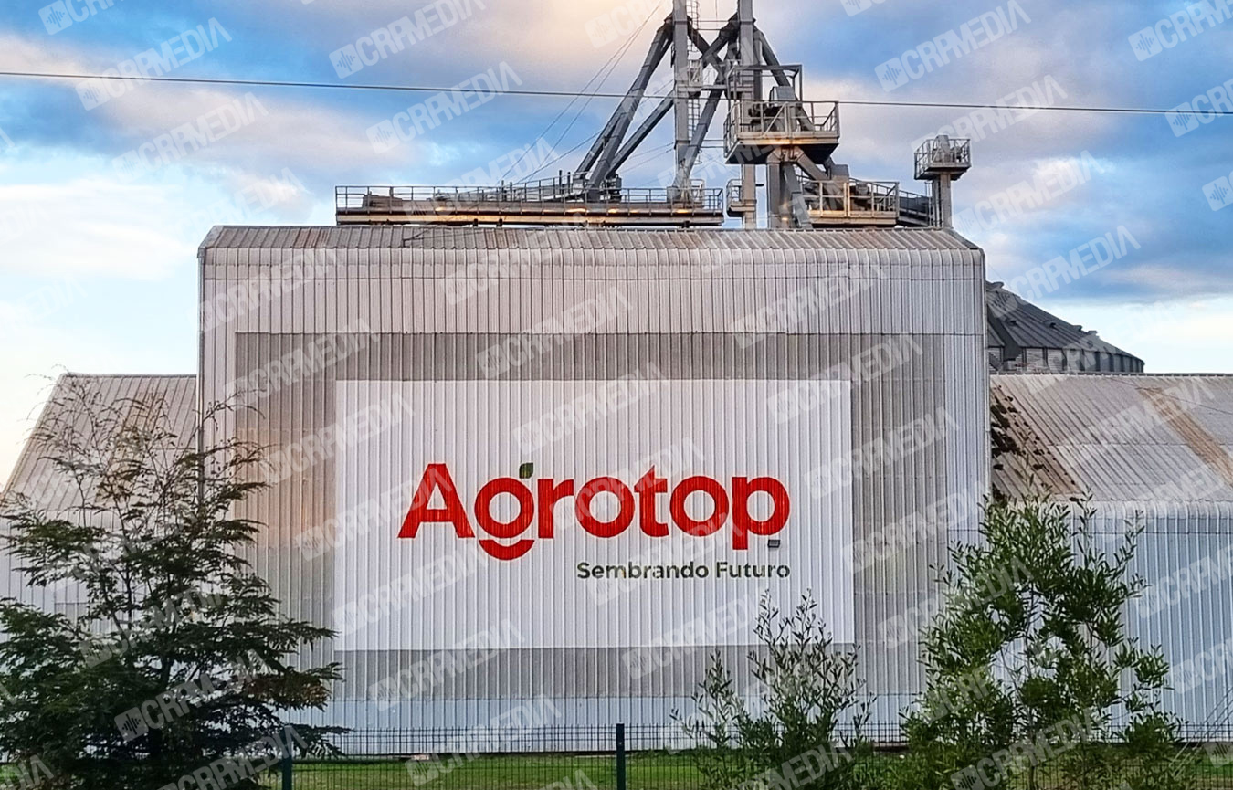 logo volumetrico Agrotop